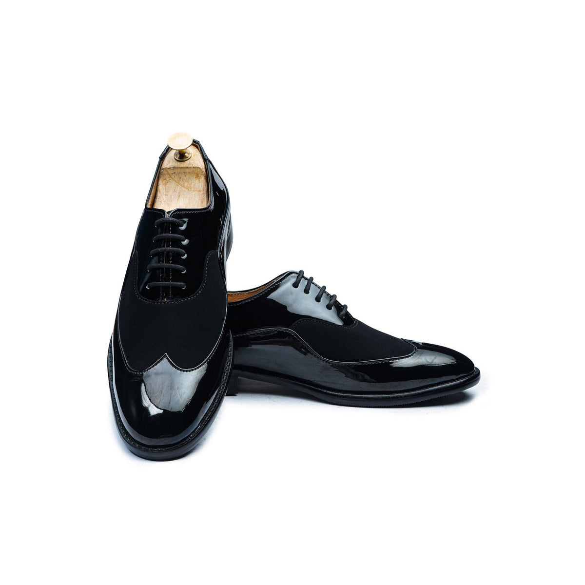 RICHELIEU S-WING EN CUIR VERNI - NOIR
